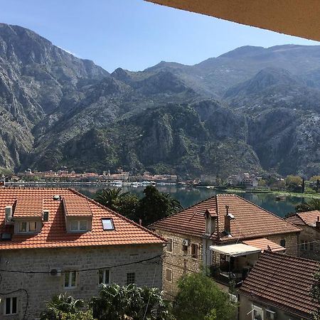 Apartmani Mizdrak Kotor Eksteriør billede