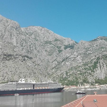 Apartmani Mizdrak Kotor Eksteriør billede